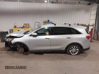 2016 Kia Sorento LX with VIN 5XYPGDA34GG024347, listed as a IAAI auction lot 41140143 with 248,793 mi miles and . Bid and sale history available at DreamBid. Image 14.