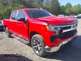 2022 Chevrolet Silverado 1500 LT with VIN 1GCPACED2NZ561022, listed as a IAAI auction lot 42019820 with 1 mi miles. Bid and sale history available at carsss.com. Image 1.