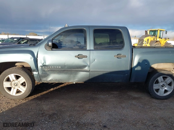 2008 Chevrolet Silverado 1500 LTZ with VIN 3GCEK13M18G191164, listed as a IAAI auction lot 40794522 with 180,509 mi miles. Bid and sale history available at carsss.com. Image 14.