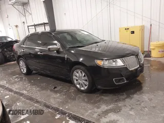 2012 Lincoln MKZ with VIN 3LNHL2GC1CR826247, listed as a IAAI auction lot 41727774 with 136,588 mi miles. Bid and sale history available at carsss.com. Image 1.