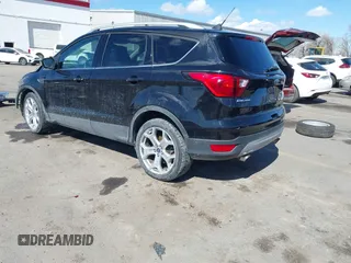 2019 Ford Escape Titanium с VIN 1FMCU9J99KUC44157, выставлен на аукционе IAAI как лот 41741733 с пробегом 75 697 миль миль и . История ставок и продаж доступна на DreamBid. Изображение 3.