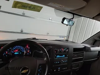 2022 Chevrolet Express Cargo with VIN 1GCWGAFPXN1225074, listed as a IAAI auction lot 42774188 with 101,508 mi miles and . Bid and sale history available at DreamBid. Image 13.
