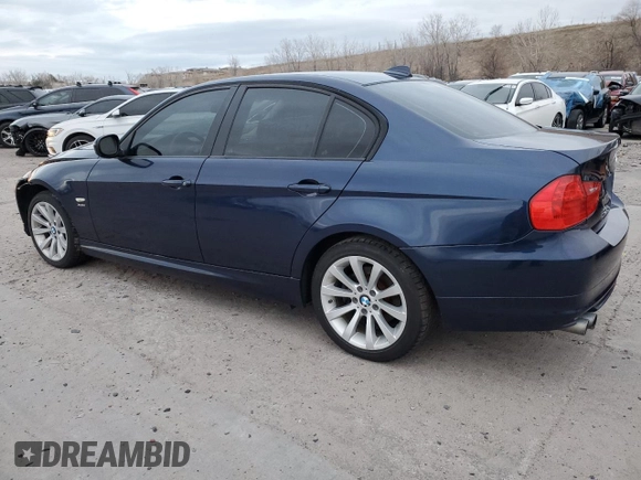 2011 BMW 3 Series 328i xDrive with VIN WBAPK7G53BNN71178, listed as a Copart auction lot 86697524 with 126,110 mi miles and Salvage Title. Bid and sale history available at carsss.com. Image 2.