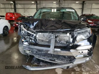 2017 Honda Pilot Touring with VIN 5FNYF6H97HB036935, listed as a Copart auction lot 71757334 with 68,641 mi miles and Salvage Title. Bid and sale history available at DreamBid. Image 5.