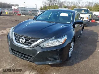 2016 Nissan Altima 2.5 SL with VIN 1N4AL3APXGC217689, listed as a IAAI auction lot 41492866 with 99,132 mi miles. Bid and sale history available at carsss.com. Image 2.