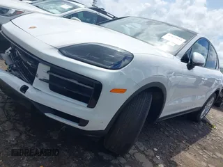 2024 Porsche Cayenne с VIN WP1BA2AY2RDA50635, выставлен на аукционе IAAI как лот 42177816 с пробегом 8 070 миль миль и . История ставок и продаж доступна на DreamBid. Изображение 21.