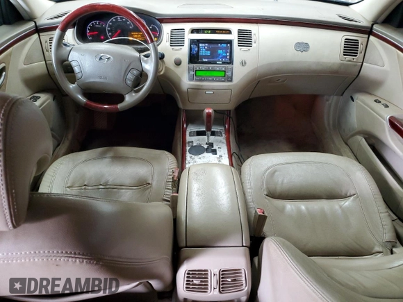 2006 Hyundai Azera SE with VIN KMHFC46F36A096628, listed as a Copart auction lot 61042145 with 229,357 mi miles and Salvage title. Bid and sale history available at DreamBid. Image 8.
