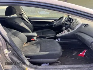 2010 Toyota Matrix z VIN 2T1KU4EE9AC348864, wystawiony jako Copart lot #51514225 z przebiegiem 70 453 mil mil oraz Nie do naprawy • Non repairable. Historia ofert i sprzedaży dostępna na DreamBid. Obrazek 7.