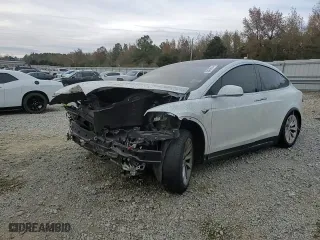 2020 Tesla Model X Long Range with VIN 5YJXCDE24LF250807, listed as a Copart auction lot 83469534 with 71,318 mi miles and Salvage Title. Bid and sale history available at carsss.com. Image 12.