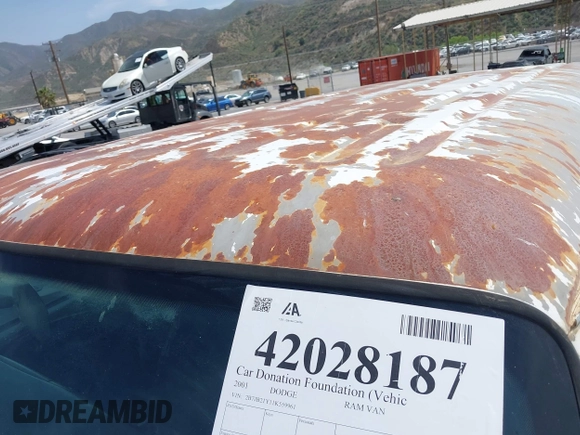 2001 Dodge Cargo with VIN 2B7JB21Y11K559961, listed as a IAAI auction lot 42028187 with 122,570 mi miles and . Bid and sale history available at DreamBid. Image 6.