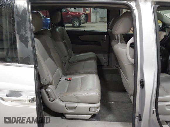 2015 Honda Odyssey EX-L with VIN 5FNRL5H66FB028822, listed as a IAAI auction lot 42067242 with 122,354 mi miles and . Bid and sale history available at carsss.com. Image 8.