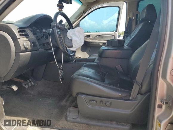 2008 Chevrolet Tahoe 1LT with VIN 1GNFC13088R203171, listed as a Copart auction lot 58320975 with 169,634 mi miles and Salvage title. Bid and sale history available at DreamBid. Image 7.