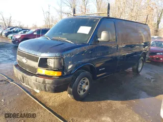 2005 Chevrolet Express Cargo Van with VIN 1GCGG25V151123284, listed as a IAAI auction lot 41327199 with 324,553 mi miles. Bid and sale history available at carsss.com. Image 17.