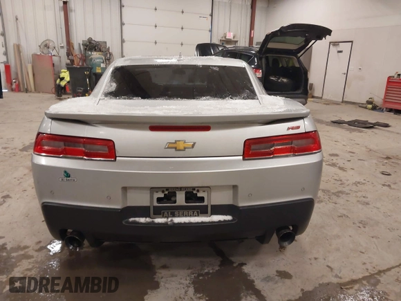 2014 Chevrolet Camaro LT z VIN 2G1FC1E31E9281774, wystawiony jako IAAI lot #41362956 z przebiegiem 144 936 mil mil oraz . Historia ofert i sprzedaży dostępna na DreamBid. Obrazek 16.