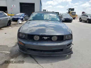 2008 Ford Mustang Deluxe with VIN 1ZVHT84N185180728, listed as a Copart auction lot 56924285 with 93,353 mi miles and Salvage title. Bid and sale history available at DreamBid. Image 5.