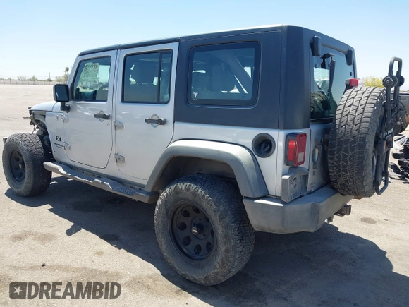 2008 Jeep Wrangler Unlimited X с VIN 1J4GA39198L547328, выставлен на аукционе IAAI как лот 42288915 с пробегом 175 015 миль миль и . История ставок и продаж доступна на DreamBid. Изображение 3.