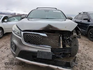 2016 Kia Sorento SX with VIN 5XYPKDA5XGG137705, listed as a Copart auction lot 47851815 with 136,556 mi miles and Salvage Title. Bid and sale history available at carsss.com. Image 5.