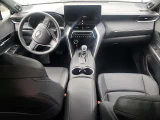 2024 Toyota Venza LE z VIN JTEAAAAH0RJ188937, wystawiony jako Copart lot #51361275 z przebiegiem 3 829 mil mil oraz Szkoda całkowita • Salvage title. Historia ofert i sprzedaży dostępna na DreamBid. Obrazek 8.