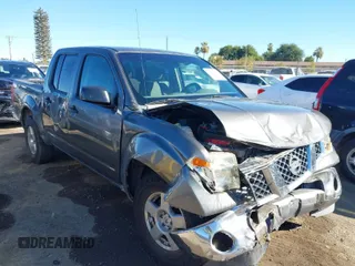 2008 Nissan Frontier SE z VIN 1N6AD07U48C444216, wystawiony jako IAAI lot #40119585 z przebiegiem 183 893 mil mil oraz . Historia ofert i sprzedaży dostępna na DreamBid. Obrazek 1.