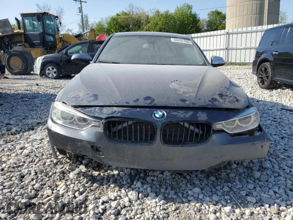 2013 BMW 3 Series 335i xDrive с VIN WBA3B9C58DF585543, выставлен на аукционе Copart как лот 56297465 с пробегом 111 436 миль миль и Чистый • Clean title. История ставок и продаж доступна на DreamBid. Изображение 5.