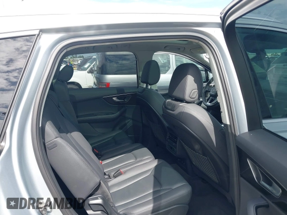 2024 Audi Q7 Premium Plus with VIN WA1LCBF76RD005112, listed as a IAAI auction lot 42692142 with 41,455 mi miles and . Bid and sale history available at DreamBid. Image 8.