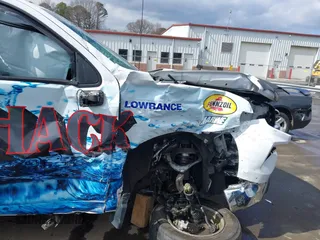 2022 Chevrolet Silverado 1500 LT with VIN 1GCUDDED1NZ524429, listed as a IAAI auction lot 41624306 with Not Provided miles and . Bid and sale history available at DreamBid. Image 6.