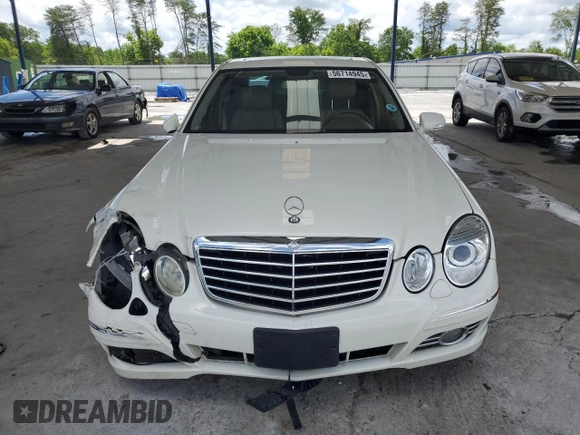 2008 Mercedes-Benz E 350 Luxury z VIN WDBUF56X18B271715, wystawiony jako Copart lot #56714945 z przebiegiem 120 811 mil mil oraz Szkoda całkowita • Salvage title. Historia ofert i sprzedaży dostępna na DreamBid. Obrazek 5.