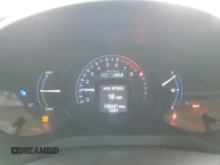 2012 Honda Insight z VIN JHMZE2H38CS004159, wystawiony jako Copart lot #60316925 z przebiegiem 142 601 mil mil oraz Szkoda całkowita • Salvage title. Historia ofert i sprzedaży dostępna na DreamBid. Obrazek 9.
