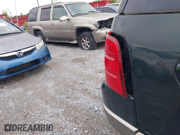 2004 Ford Explorer Eddie Bauer with VIN 1FMZU74K14ZA93639, listed as a IAAI auction lot 41982527 with 250,933 mi miles and . Bid and sale history available at DreamBid. Image 12.