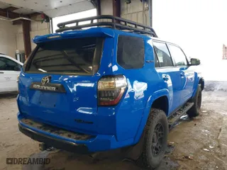 2019 Toyota 4Runner SR5 with VIN JTEBU5JR7K5645074, listed as a IAAI auction lot 41719821 with 116,514 mi miles. Bid and sale history available at carsss.com. Image 4.