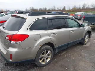 2014 Subaru Outback Limited with VIN 4S4BRBLC9E3212803, listed as a IAAI auction lot 40768635 with 173,447 mi miles and . Bid and sale history available at DreamBid. Image 4.