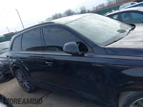2019 Audi Q7 Prestige with VIN WA1VAAF78KD041186, listed as a IAAI auction lot 41641100 with 157,210 mi miles. Bid and sale history available at carsss.com. Image 13.