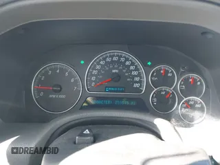 2002 GMC Envoy SLT z VIN 1GKDT13S122114452, wystawiony jako IAAI lot #42048616 z przebiegiem 259 545 mil mil oraz . Historia ofert i sprzedaży dostępna na DreamBid. Obrazek 7.