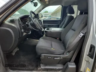 2011 GMC Sierra 1500 SLE z VIN 1GTR2VE30BZ179351, wystawiony jako Copart lot #60709705 z przebiegiem 149 203 mil mil oraz Czysty tytuł • Clean title. Historia ofert i sprzedaży dostępna na DreamBid. Obrazek 7.