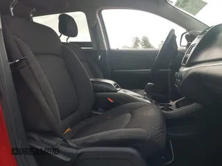 2017 Dodge Journey SE z VIN 3C4PDCAB6HT557157, wystawiony jako IAAI lot #41089128 z przebiegiem 113 845 mil mil oraz . Historia ofert i sprzedaży dostępna na DreamBid. Obrazek 5.