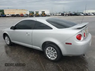2007 Chevrolet Cobalt LT z VIN 1G1AL15F677341170, wystawiony jako Copart lot #55021405 z przebiegiem 226 669 mil mil oraz Szkoda całkowita • Salvage title. Historia ofert i sprzedaży dostępna na DreamBid. Obrazek 2.