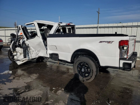 2024 Ford F-250 с VIN 1FT8X2BN6REC41371, выставлен на аукционе Copart как лот 54431135 с пробегом Не указан миль и На запчасти • Non repairable. История ставок и продаж доступна на DreamBid. Изображение 2.