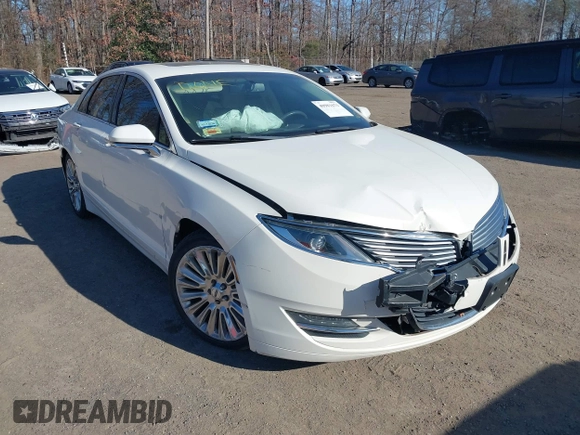 2013 Lincoln MKZ with VIN 3LN6L2G98DR805036, listed as a IAAI auction lot 40981671 with 121,079 mi miles and . Bid and sale history available at DreamBid. Image 1.