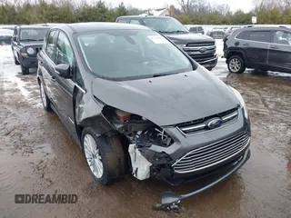 2015 Ford C-Max SEL with VIN 1FADP5BU0FL119996, listed as a IAAI auction lot 41336984 with 77,640 mi miles and . Bid and sale history available at DreamBid. Image 1.