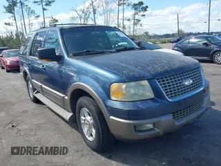 2003 Ford Expedition Eddie Bauer with VIN 1FMEU17W73LC12015, listed as a IAAI auction lot 41711716 with 228,740 mi miles. Bid and sale history available at carsss.com. Image 1.