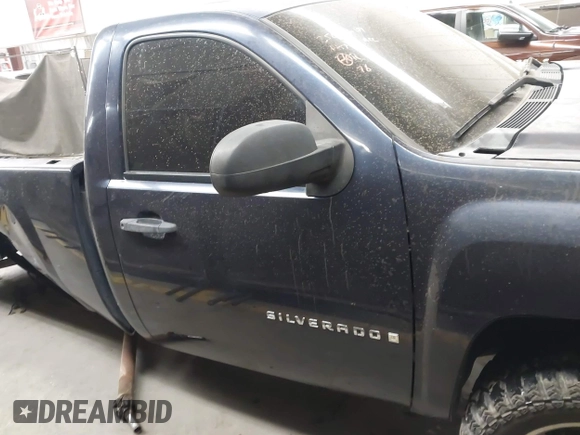2008 Chevrolet Silverado 1500 Work Truck with VIN 1GCEC14C68Z210990, listed as a IAAI auction lot 41711630 with 185,409 mi miles. Bid and sale history available at carsss.com. Image 12.