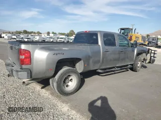 2009 Chevrolet Silverado 3500HD DRW LT with VIN 1GCJK83659F173259, listed as a Copart auction lot 76128784 with 175,922 mi miles and Salvage Title. Bid and sale history available at carsss.com. Image 4.
