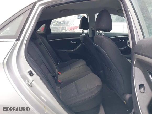 2016 Hyundai Elantra GT with VIN KMHD35LH5GU316015, listed as a IAAI auction lot 41823547 with 61,198 mi miles. Bid and sale history available at carsss.com. Image 8.