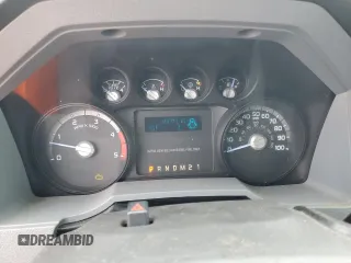2013 Ford F-350 Platinum z VIN 1FT8W3BT4DEB75810, wystawiony jako Copart lot #56436845 z przebiegiem 124 711 mil mil oraz Tytuł czysty. Historia ofert i sprzedaży dostępna na DreamBid. Obrazek 9.