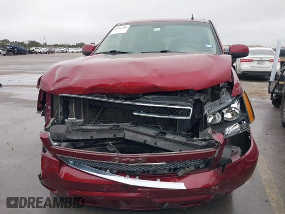 2011 Chevrolet Suburban LT with VIN 1GNSCJE07BR323241, listed as a IAAI auction lot 41548258 with 262,547 mi miles. Bid and sale history available at carsss.com. Image 6.