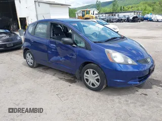 2009 Honda Fit z VIN JHMGE882X9S058976, wystawiony jako IAAI lot #42202305 z przebiegiem 121 633 mil mil oraz . Historia ofert i sprzedaży dostępna na DreamBid. Obrazek 1.