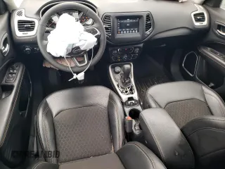 2021 Jeep Compass Altitude with VIN 3C4NJDBB7MT551883, listed as a Copart auction lot 69790784 with 36,830 mi miles and Clean title. Bid and sale history available at DreamBid. Image 8.