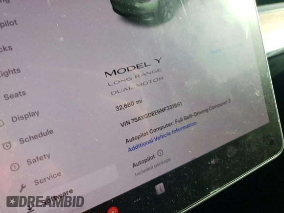 2022 Tesla Model Y Long Range with VIN 7SAYGDEE6NF331851, listed as a Copart auction lot 43600955 with 32,680 mi miles and Salvage Title. Bid and sale history available at DreamBid. Image 9.
