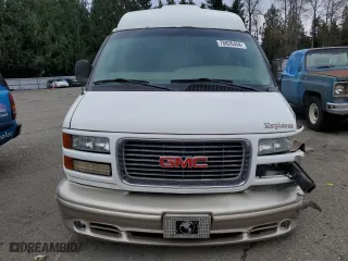 2001 GMC Savana Cargo Van YF7 Upfitter with VIN 1GDFG15R611236484, listed as a Copart auction lot 78820454 with 125,772 mi miles and Salvage Title. Bid and sale history available at carsss.com. Image 5.