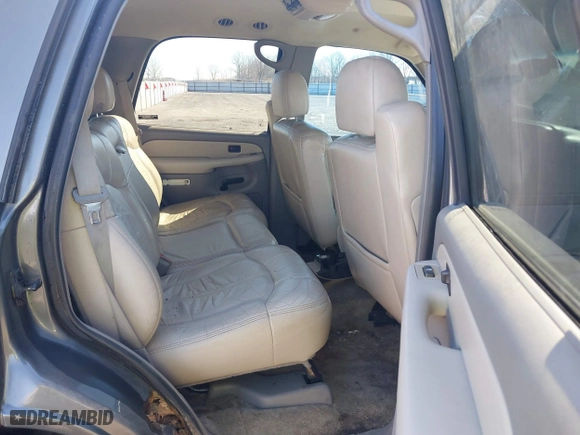 2001 Chevrolet Tahoe LS with VIN 1GNEK13T51J268816, listed as a IAAI auction lot 41654722 with 265,164 mi miles. Bid and sale history available at carsss.com. Image 8.